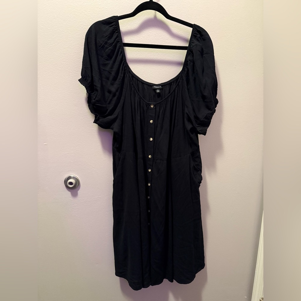 Torrid Black Puff Sleeve Midi Dress